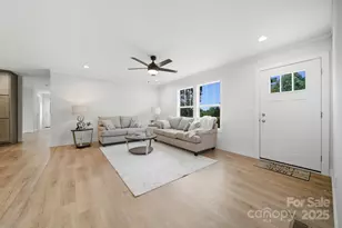 1411 Cliffside Pl SE, Lenoir, NC 28645 - Photo 5