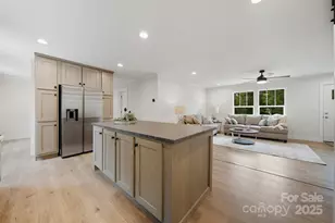 1411 Cliffside Pl SE, Lenoir, NC 28645 - Photo 7