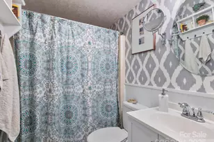 1329 4th Ave W, Hendersonville, NC 28739 - Photo 21