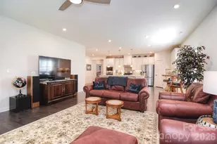 5219 Larewood Dr, Charlotte, NC 28215 - Photo 13