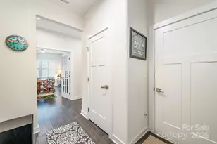 5219 Larewood Dr, Charlotte, NC 28215 - Photo 7