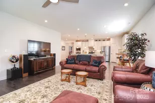 5219 Larewood Dr, Charlotte, NC 28215 - Photo 13