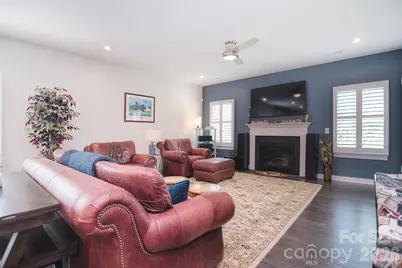 5219 Larewood Drive, Charlotte, NC 28215 - Photo 11