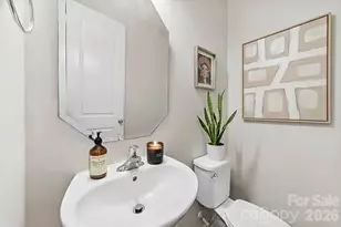 7223 Lochy Ln, Charlotte, NC 28278 - Photo 9