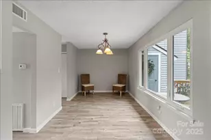 6610 Point Comfort Ln, Charlotte, NC 28226 - Photo 11