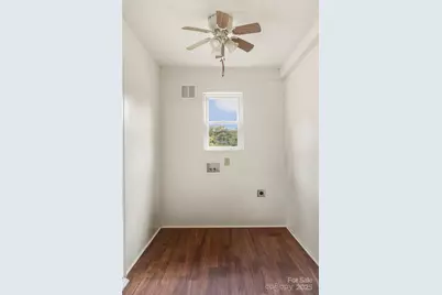 1205 E Union Street, Morganton, NC 28655 - Photo 21