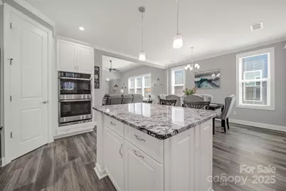 10313 Superb Lane, Charlotte, NC 28215 - Photo 23