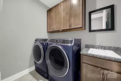 10313 Superb Lane, Charlotte, NC 28215 - Photo 13