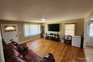 117 Bolding St, Gastonia, NC 28052 - Photo 5