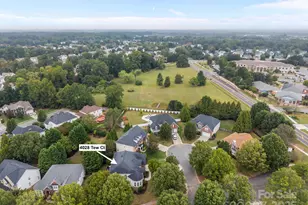 4028 Tew Ct, Charlotte, NC 28270 - Photo 25