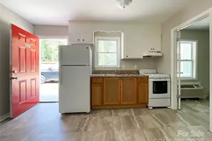 401 Orchard St, Wadesboro, NC 28170 - Photo 9