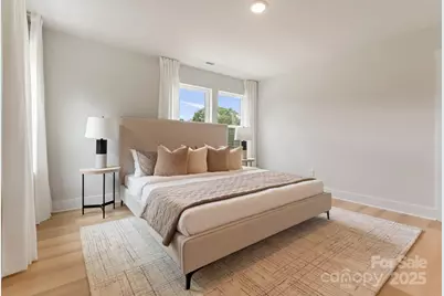 7904 Sansom Circle, Charlotte, NC 28213 - Photo 9