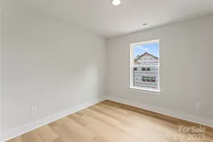 7904 Sansom Cir, Charlotte, NC 28213 - Photo 13