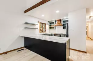 402 Woodfield Dr, Asheville, NC 28803 - Photo 9