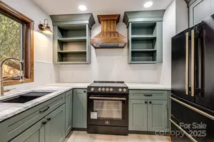 402 Woodfield Dr, Asheville, NC 28803 - Photo 13