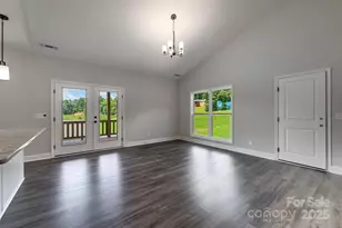 381 Scenic Rdg Cir, Franklin, NC 28734 - Photo 11