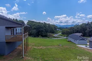 381 Scenic Rdg Cir, Franklin, NC 28734 - Photo 41