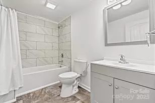 428 Folk St NW, Lenoir, NC 28645 - Photo 5