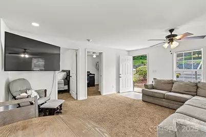 428 Folk Street NW, Lenoir, NC 28645 - Photo 9