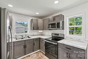 428 Folk St NW, Lenoir, NC 28645 - Photo 11