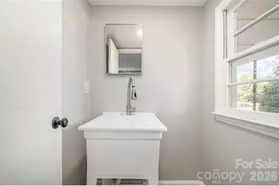 901 W Elm Street, Shelby, NC 28150 - Photo 9