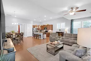 8206 Festival Wy, Charlotte, NC 28215 - Photo 15
