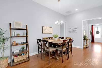 8206 Festival Way, Charlotte, NC 28215 - Photo 9