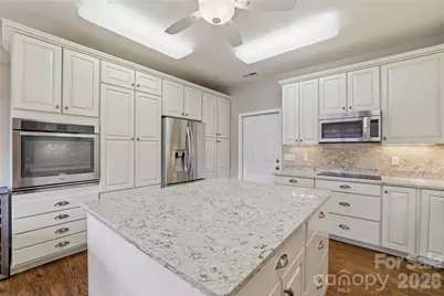 140 Debbie Loop, Waynesville, NC 28786 - Photo 17