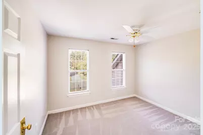 10437 Rougemont Lane, Charlotte, NC 28277 - Photo 37