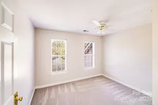 10437 Rougemont Ln, Charlotte, NC 28277 - Photo 37