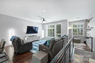 2438 Brelade Pl, Charlotte, NC 28203 - Photo 9