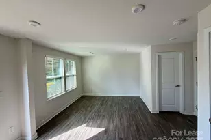 216 Russell Br Ln, Charlotte, NC 28211 - Photo 17