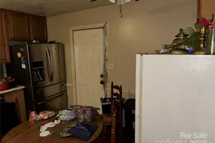 1524 Whisnant St, Charlotte, NC 28206 - Photo 3