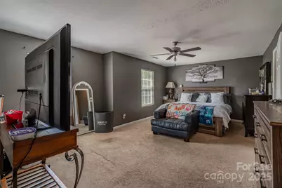 2737 Red Squirrel Trail, Charlotte, NC 28215 - Photo 19