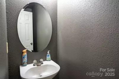 2737 Red Squirrel Trail, Charlotte, NC 28215 - Photo 9