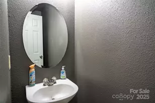 2737 Red Squirrel Trail, Charlotte, NC 28215 - Photo 9