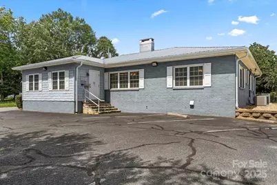492 W Main Street, Forest City, NC 28043 - Photo 1