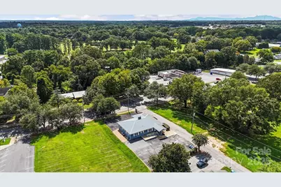 492 W Main Street, Forest City, NC 28043 - Photo 43