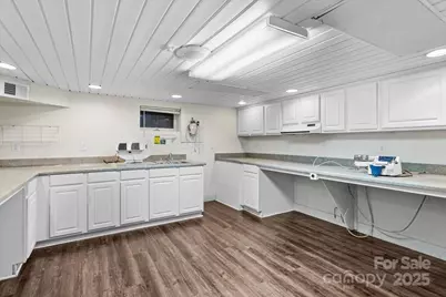 492 W Main Street, Forest City, NC 28043 - Photo 17