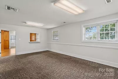 492 W Main Street, Forest City, NC 28043 - Photo 27