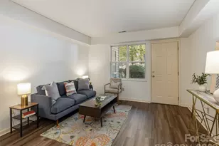 702 Carlyle Way, Asheville, NC 28803 - Photo 3