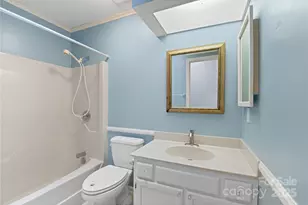 129 Exeter Ct, Hendersonville, NC 28791 - Photo 19