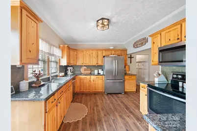 12240 Nc Highway 226 None, Bakersville, NC 28705 - Photo 5