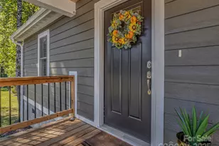 212 Walt Dr, Hendersonville, NC 28792 - Photo 11