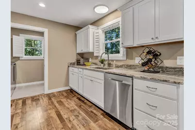 212 Walt Drive, Hendersonville, NC 28792 - Photo 25