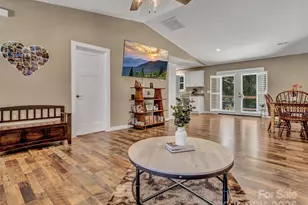 212 Walt Dr, Hendersonville, NC 28792 - Photo 13