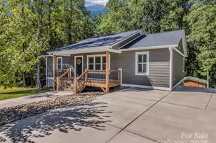 212 Walt Dr, Hendersonville, NC 28792 - Photo 3