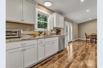 212 Walt Drive, Hendersonville, NC 28792 - Photo 21