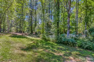212 Walt Dr, Hendersonville, NC 28792 - Photo 47