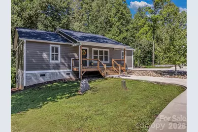 212 Walt Drive, Hendersonville, NC 28792 - Photo 3